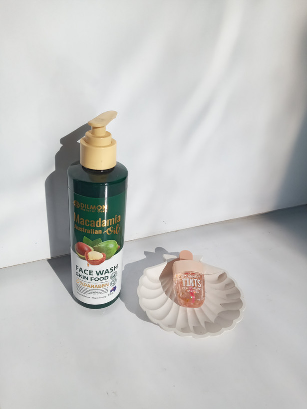 ژل شستشوی صورت کرمی دیلمون